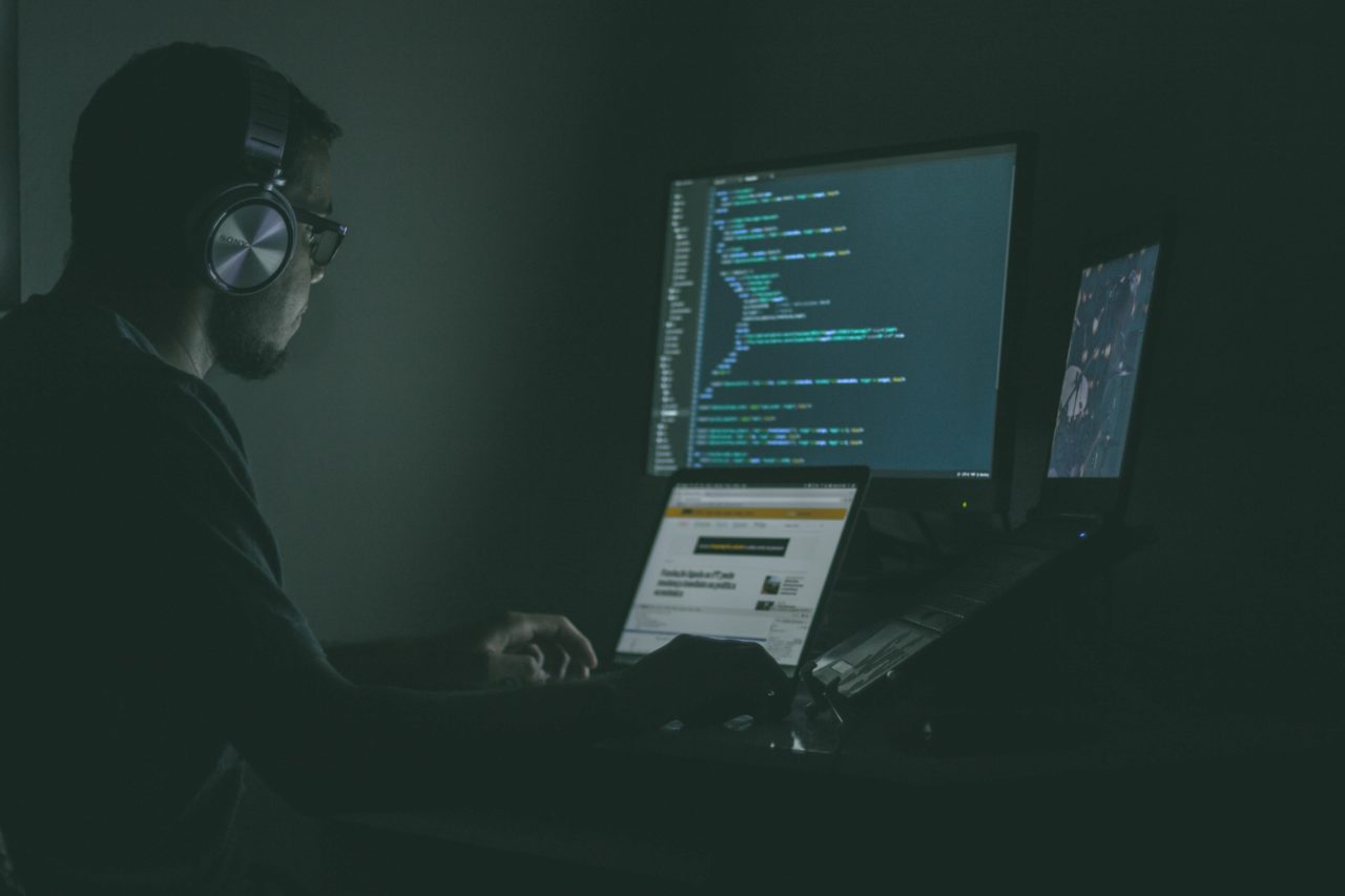 jefferson-santos-9SoCnyQmkzI-unsplash Cyber Security Header Image